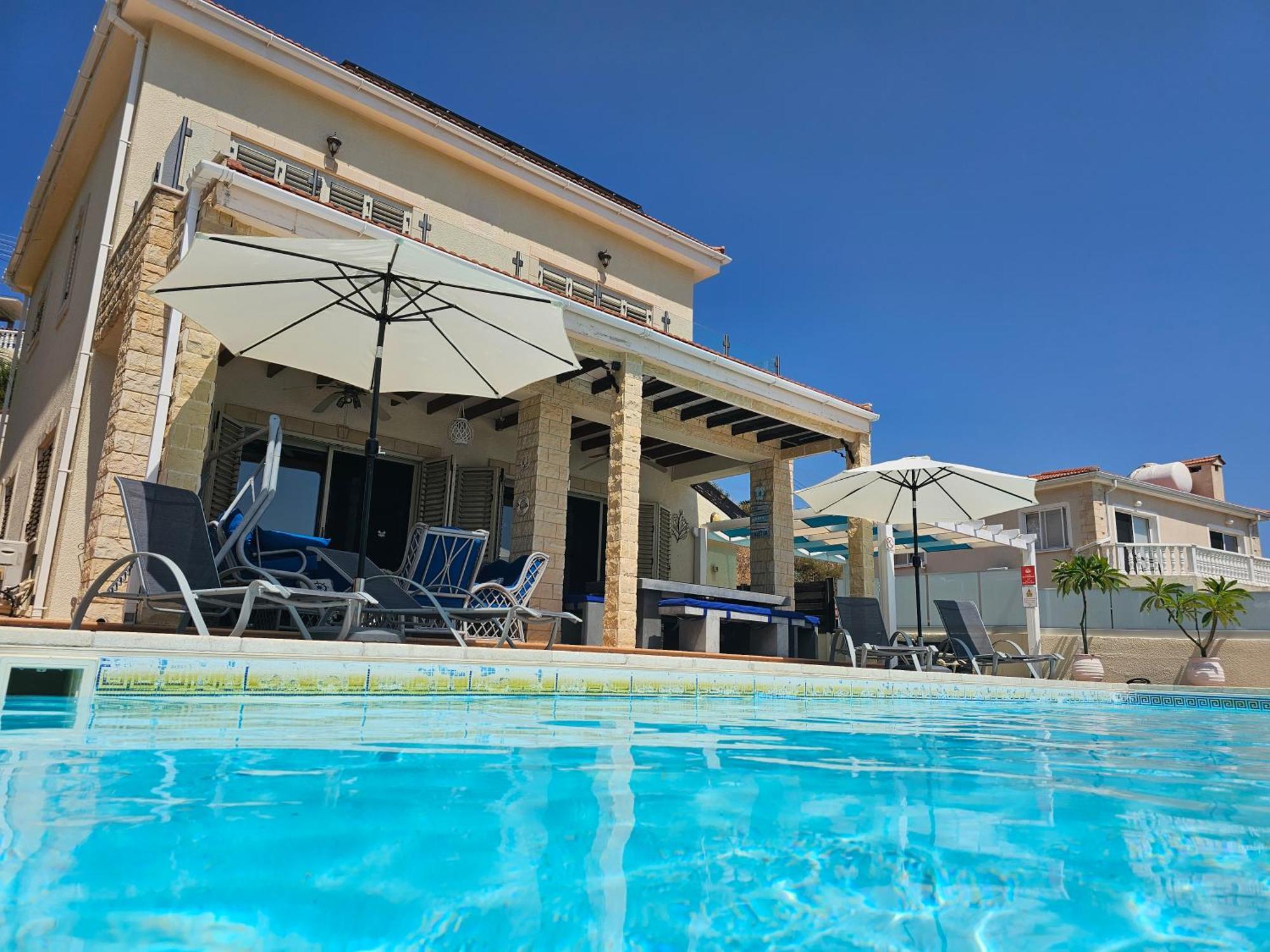 Villa Ocean Breeze Peyia Exterior photo