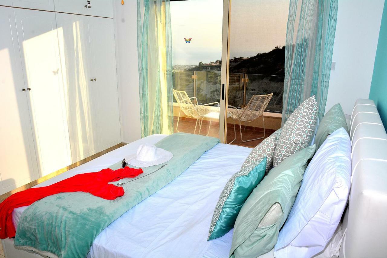 Villa Ocean Breeze Peyia Exterior photo